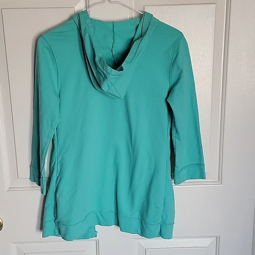Girls, XL(18), Canyon River Blues, mint green hood with inner peace shirt.